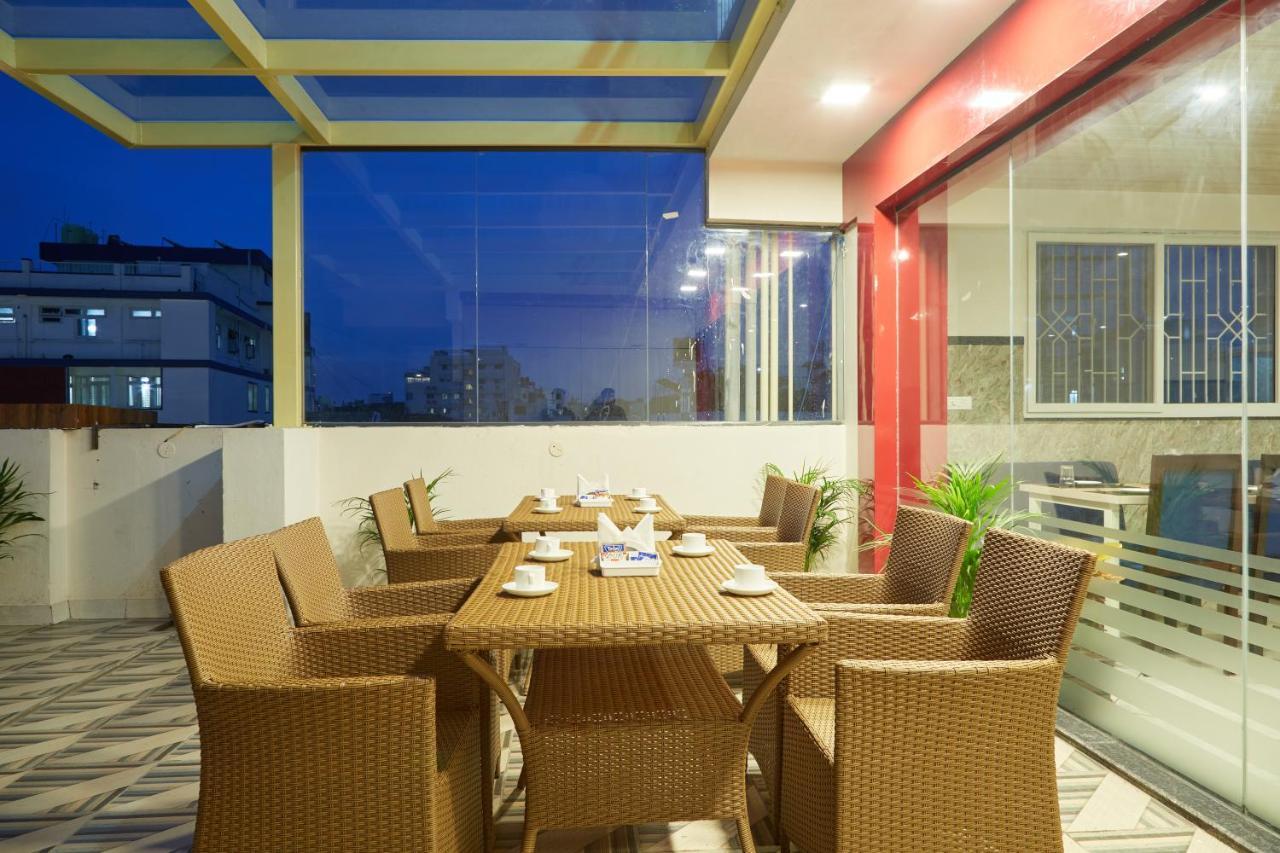 העיר בנגלור Vovo Premier Hotel מראה חיצוני תמונה