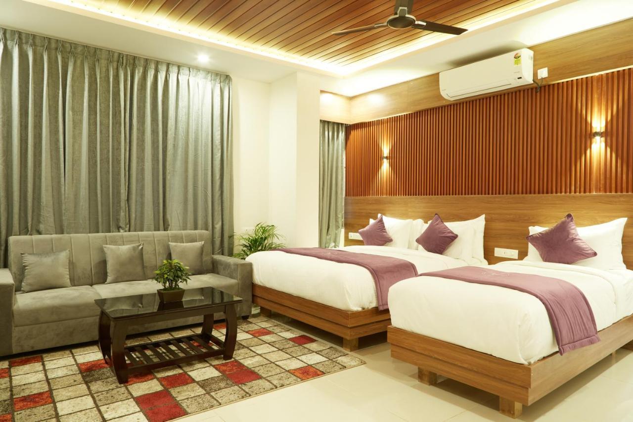 העיר בנגלור Vovo Premier Hotel מראה חיצוני תמונה