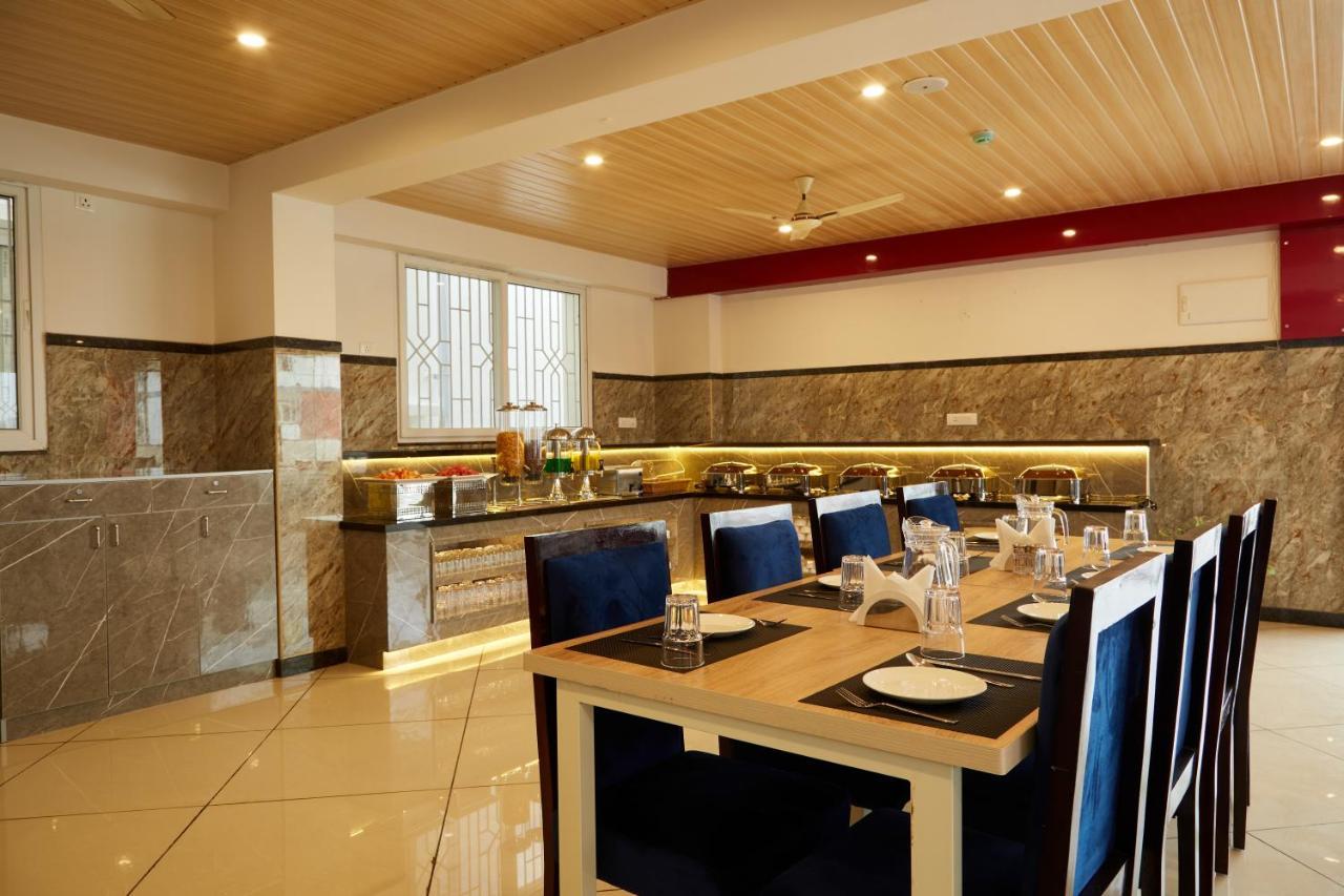 העיר בנגלור Vovo Premier Hotel מראה חיצוני תמונה