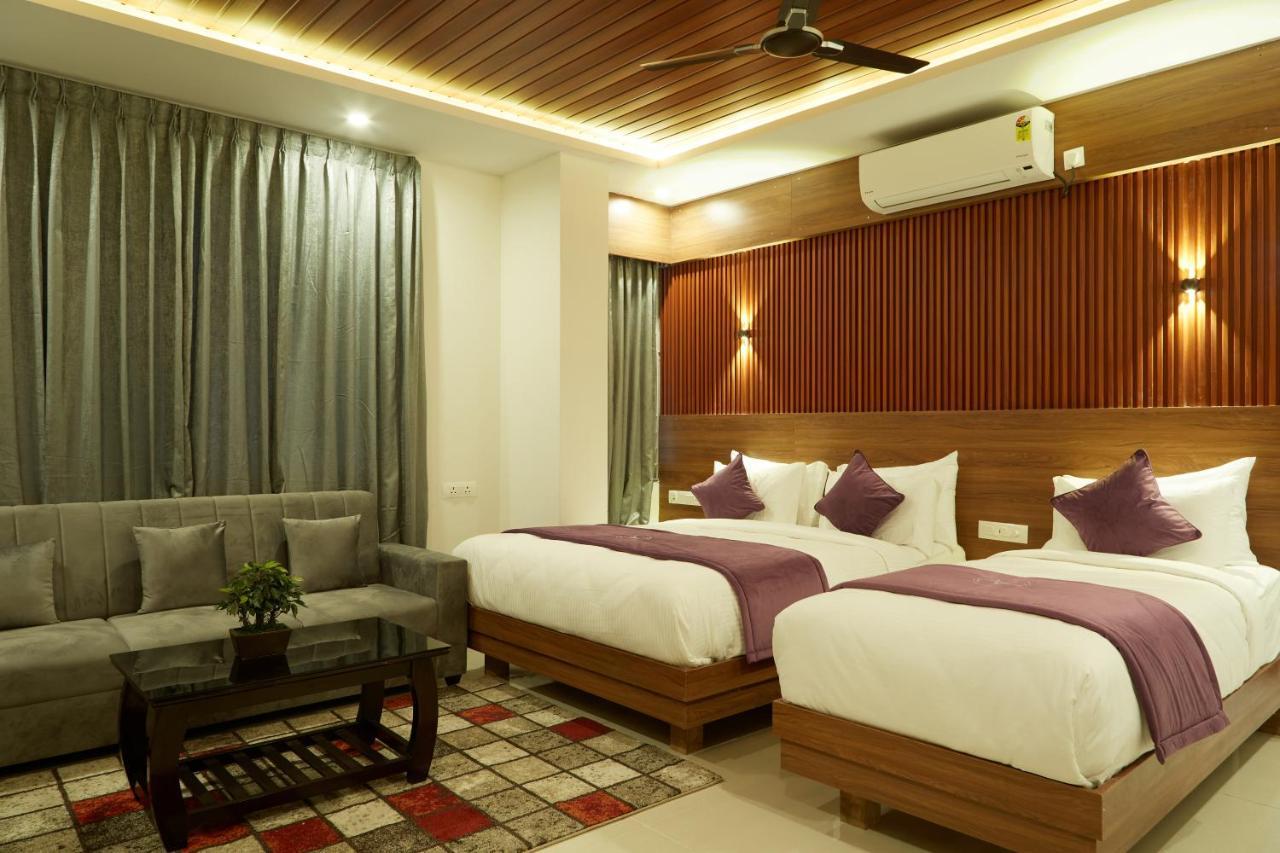 העיר בנגלור Vovo Premier Hotel מראה חיצוני תמונה