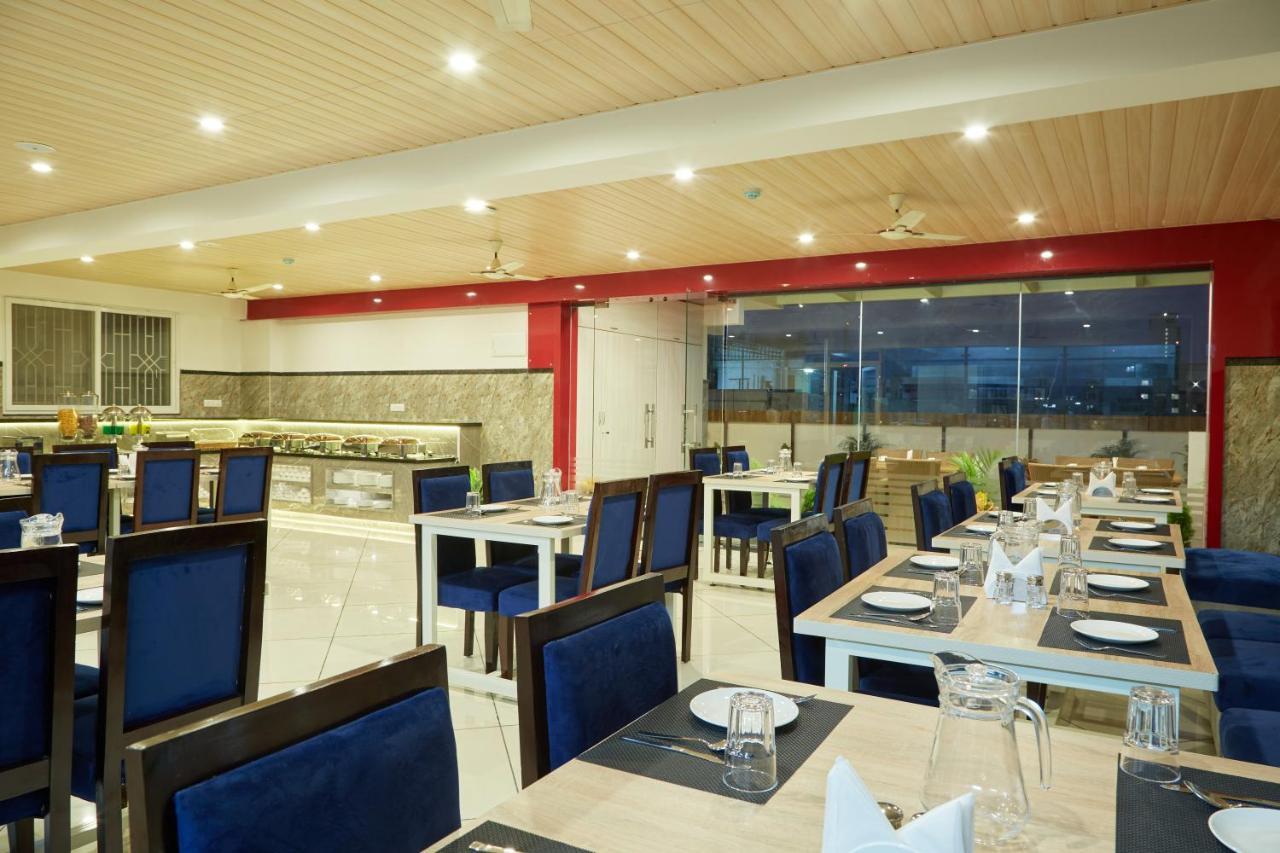 העיר בנגלור Vovo Premier Hotel מראה חיצוני תמונה